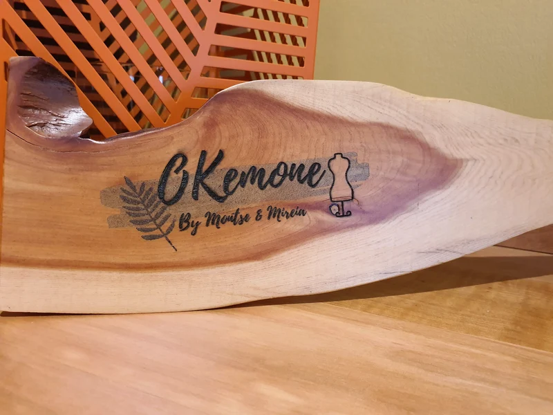 CustomWood
