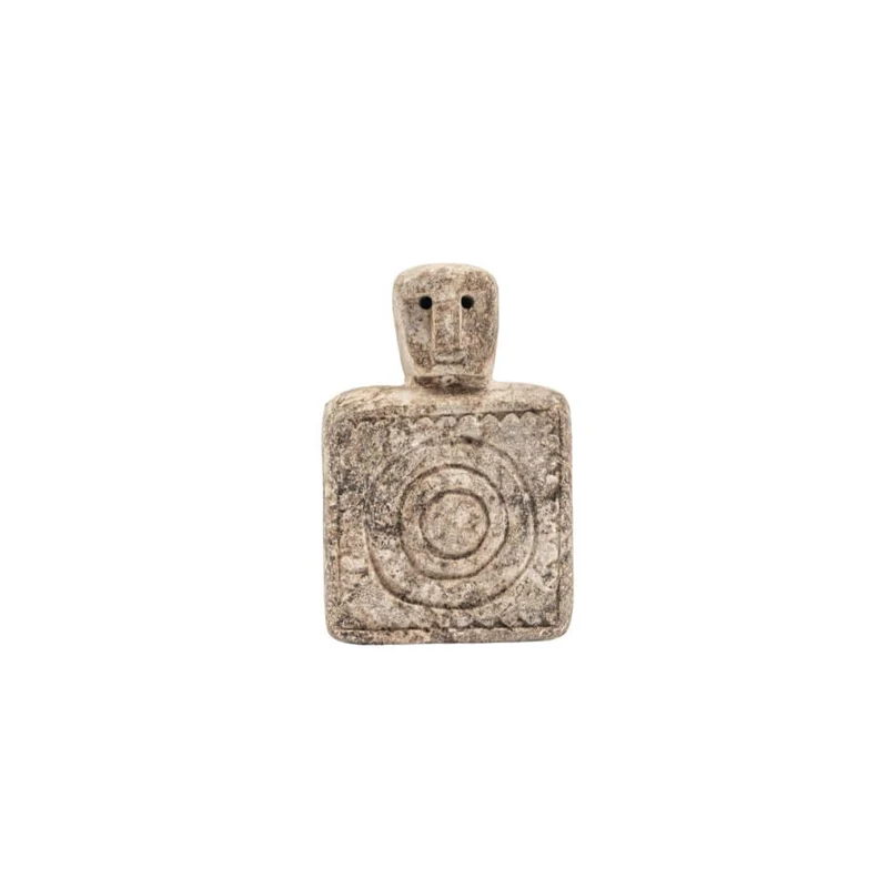 Raja Sumba Stone Statue Target Symbol | Small