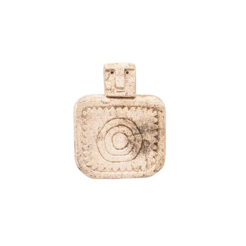 Raja Sumba Stone Statue Target Symbol | Regular