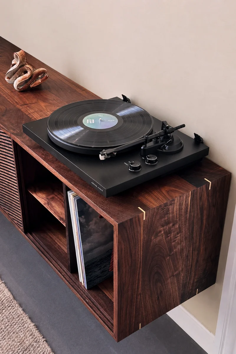 Turntable Cabinet JN26